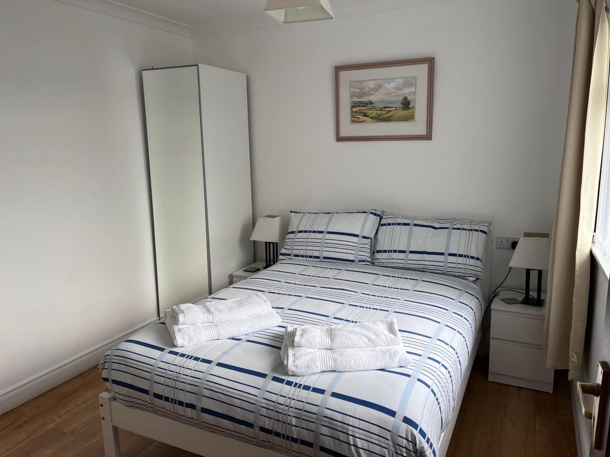 Spacious 5 Double Bed Bedroom Bungalow Near Belfast Lisburn Exterior photo